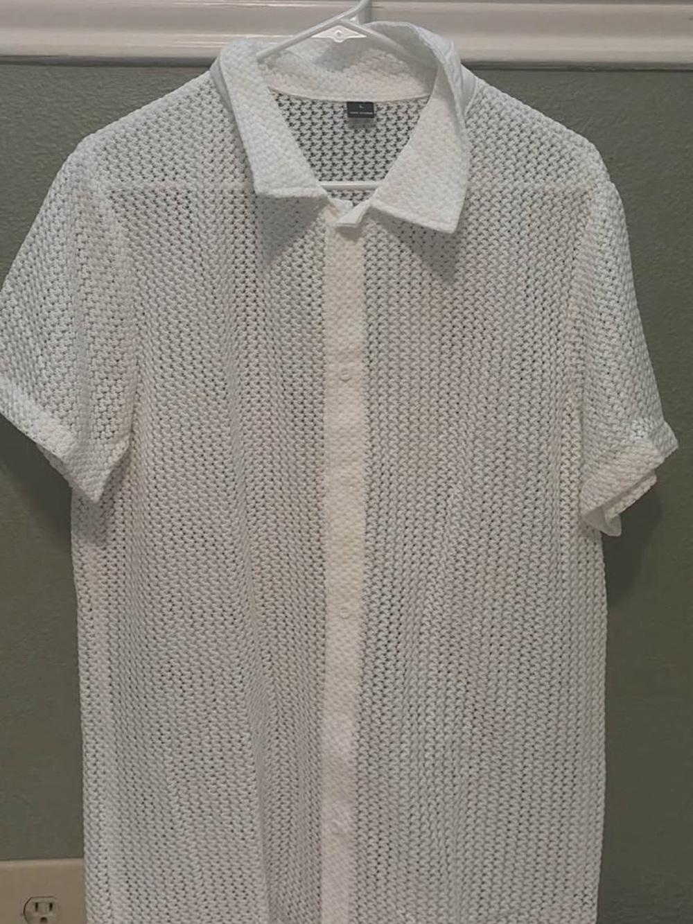 SHEIN White Knit Short-Sleeve Button-Down Shirt